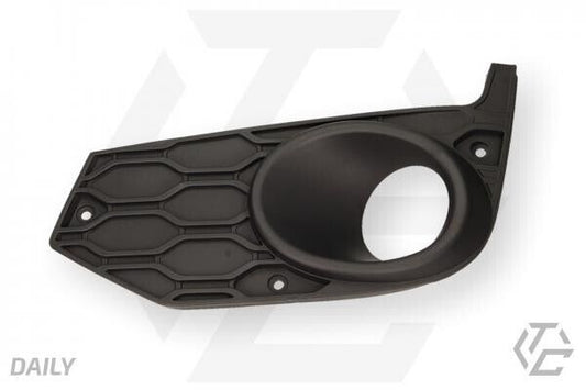 GRIGLIA PARAURTI SINISTRA CON FORO FENDINEBBIA IVECO DAILY 06.2014 AL 01-2019
