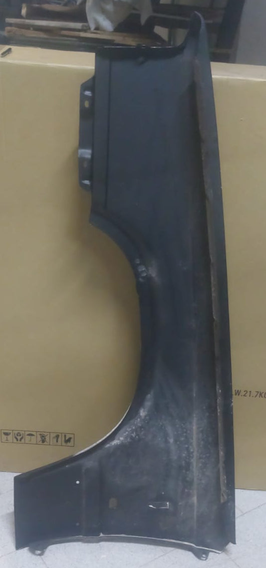 PARAFANGO ANTERIORE DESTRO VOLVO 740-760 DAL 1983 AL 1987