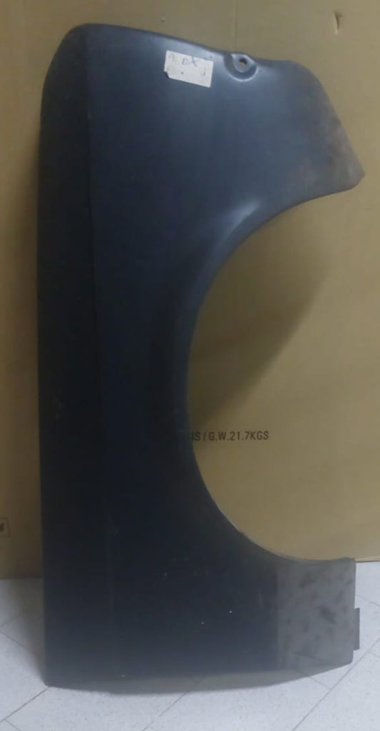 PARAFANGO ANTERIORE DESTRO FORD ESCORT DAL 1975 4 PORTE