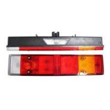 FANALE POSTERIORE DESTRO=SINISTRO IVECO EUROCARGO CON LUCE TARGA