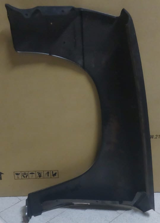 ALFA ROMEO 75 RECHTER VORDERER KOTFLÜGEL