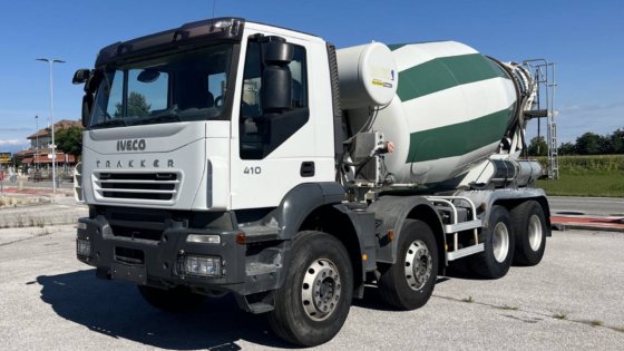 PARAFANGO ANTERIORE SINISTRO IVECO TRAKKER DAL 2013 SENZA ALETTA CABINA LUNGA